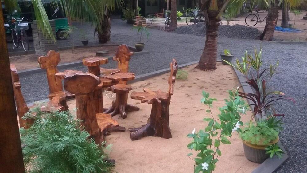 Kite Paradise Hostel-Kalpitiya