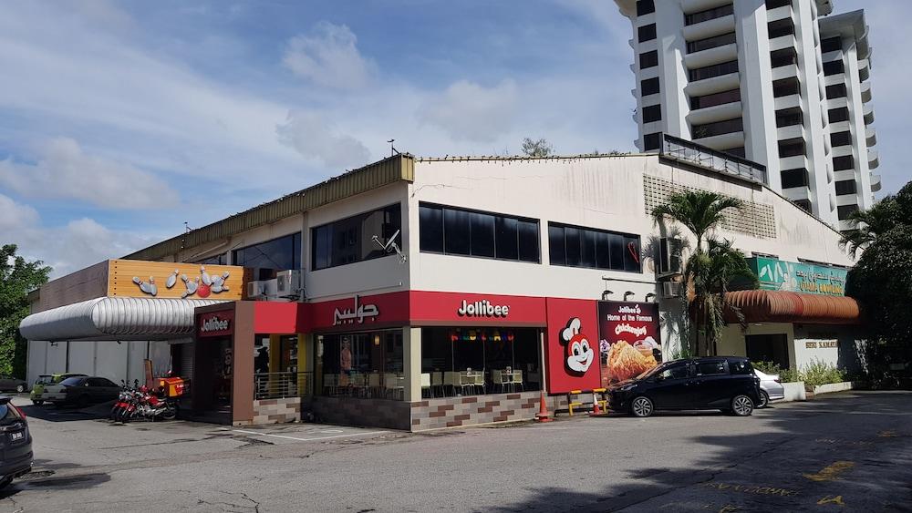 Abdul Razak Hotel Apartment