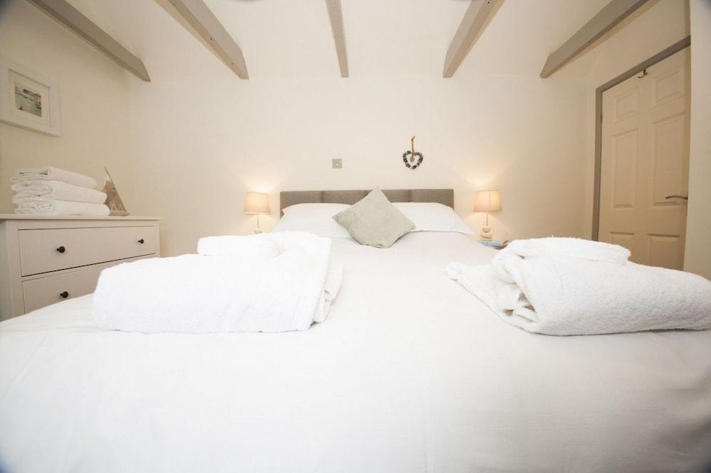 Padstow Breaks - Malt Cottage