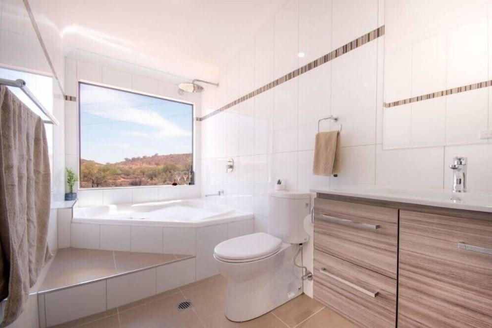 Broken Hill Outback Resort