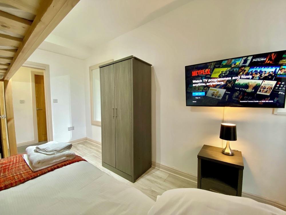 Simpson Beach View Apartments