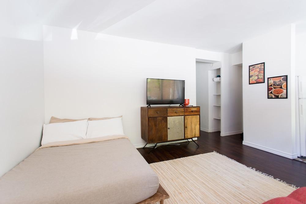 The Hutchinson Suites