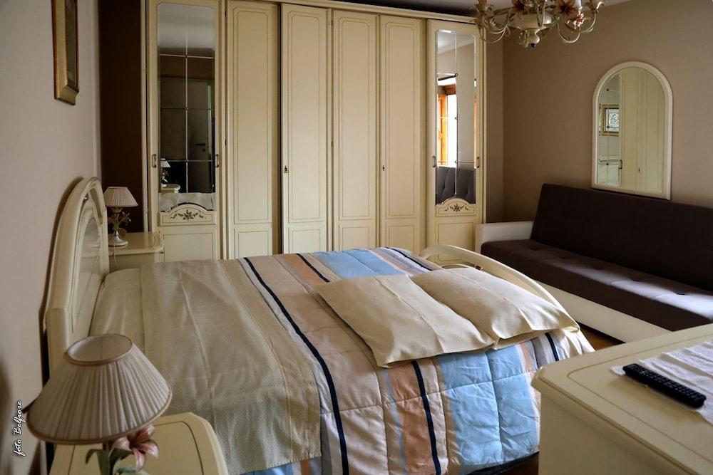 San Nicolò Holiday Home