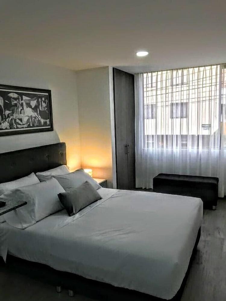 Apartaestudio Charles 52