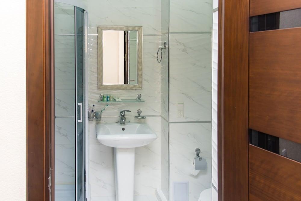 Meros Boutique Hotel