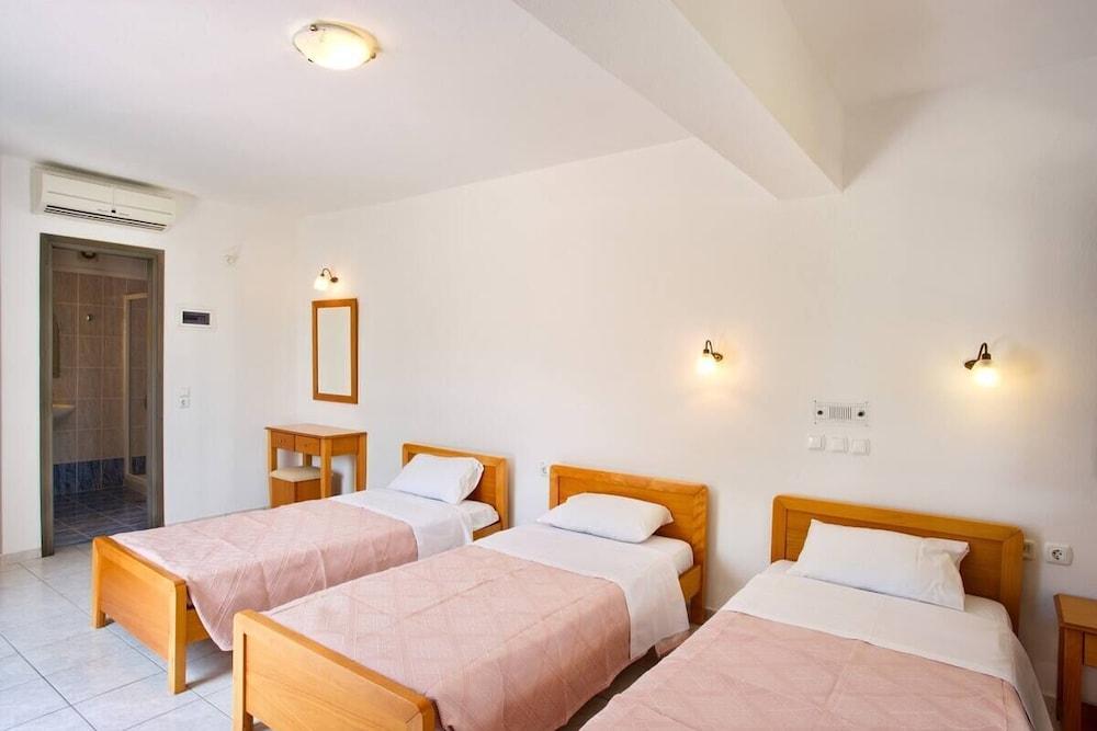 Dagris Villa Studios