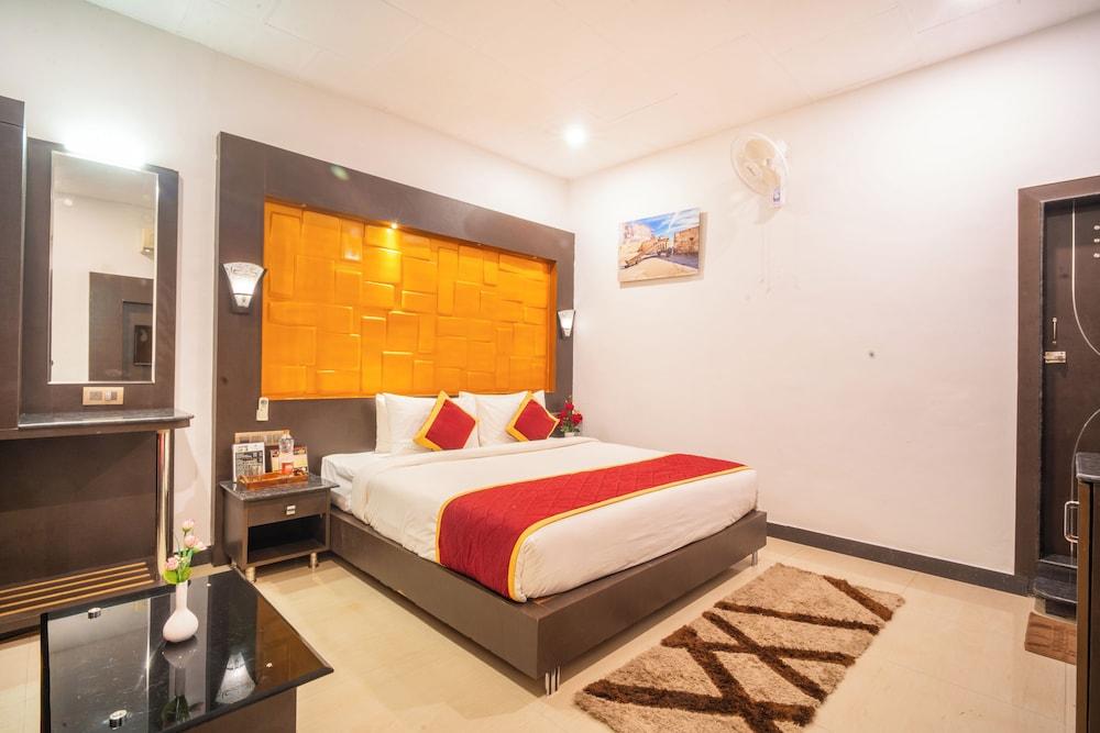 Coorg Jungle Camp Backwater Resort