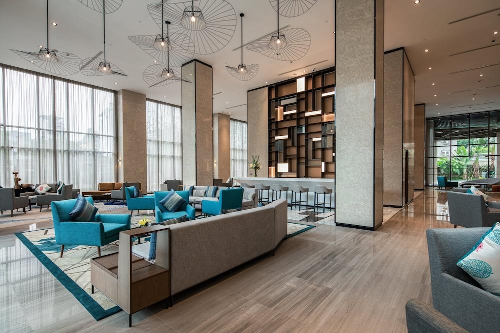 Oakwood Residence Hanoi