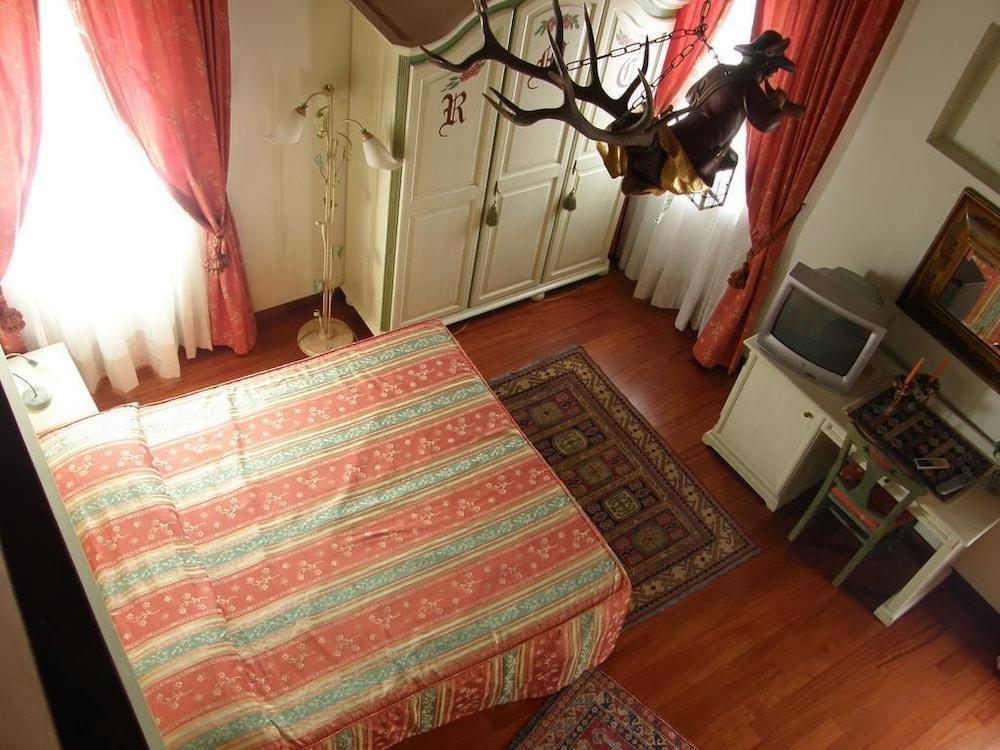 Residence Meublè Cortina