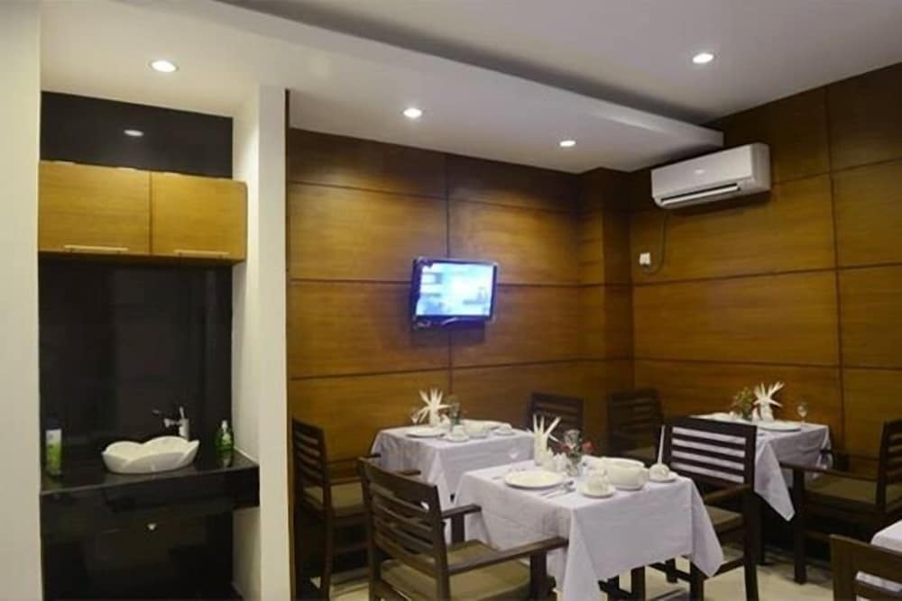 Green Paradise Hotel