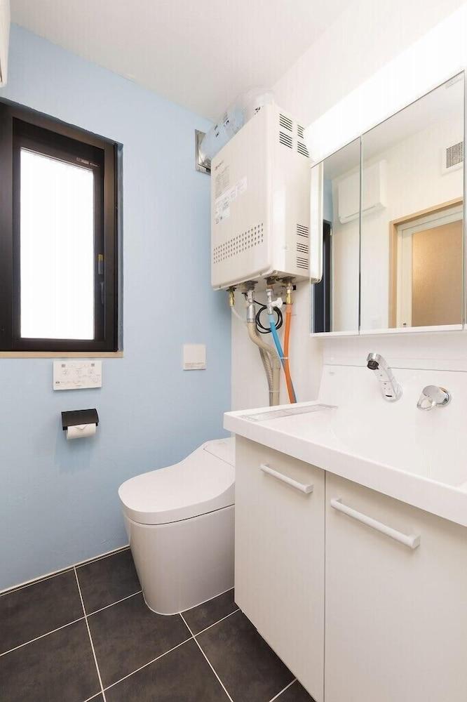 A4  Maison Philippe Shitaya 401