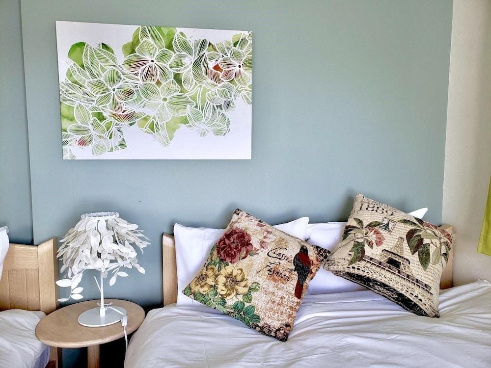 C9 Haneda Maison Philippe Omori 903