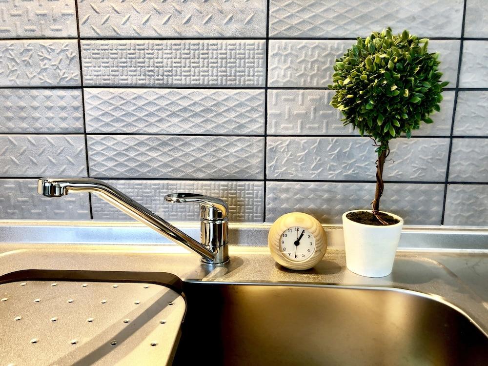 A6 Haneda Maison Philippe Omori 601