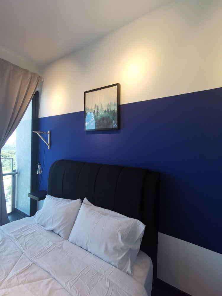 Almas Puteri Harbour By Squarenest