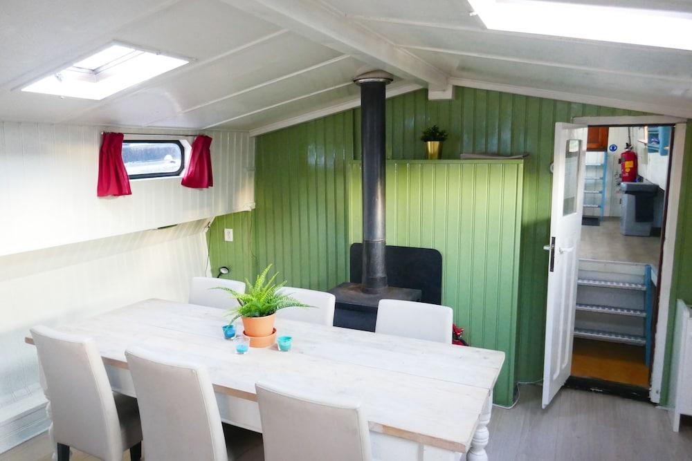 Boat apartment Rotterdam Hoop