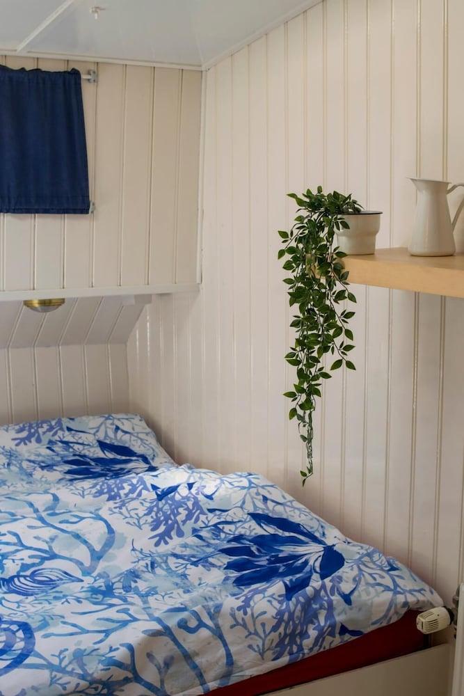 Boat apartment Rotterdam Hoop