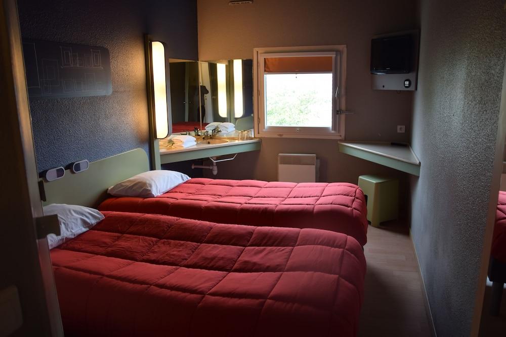 Hotel Design Booking