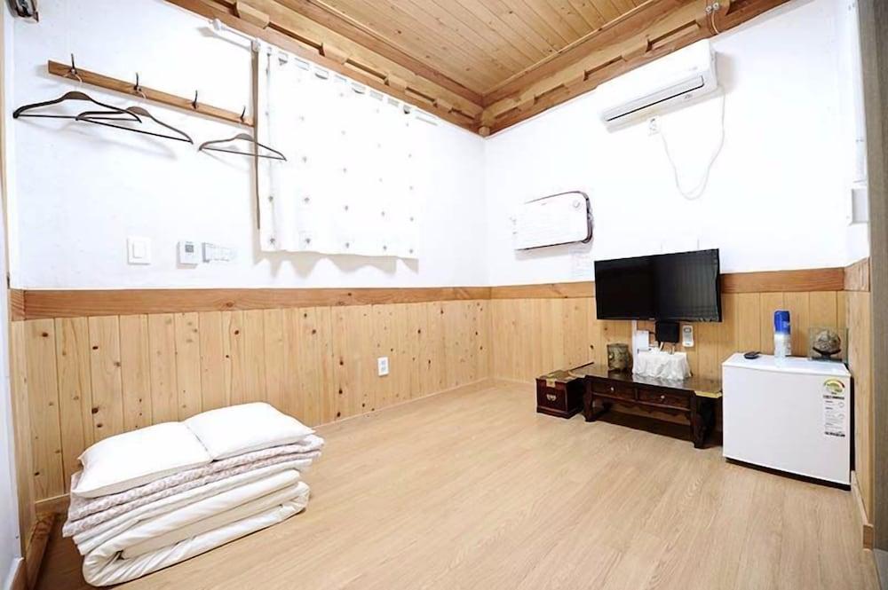 Star Rest Hanok