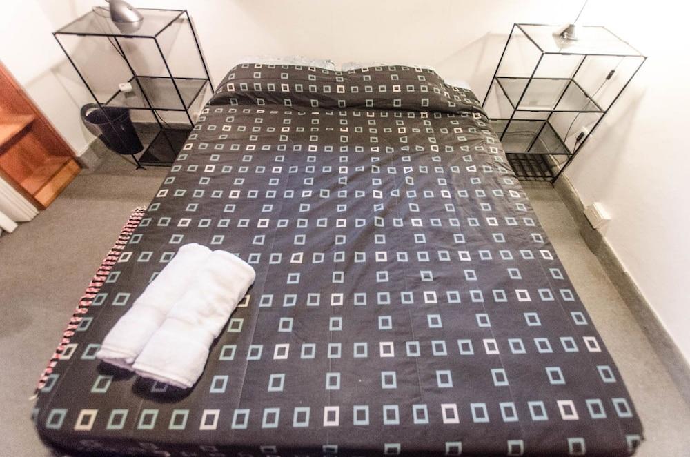 Cozy Studios near Shopping del Sol