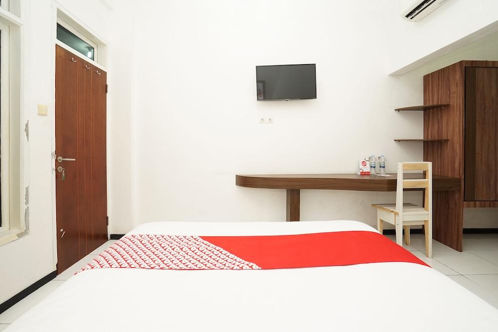 Capital O 1086 2oscar