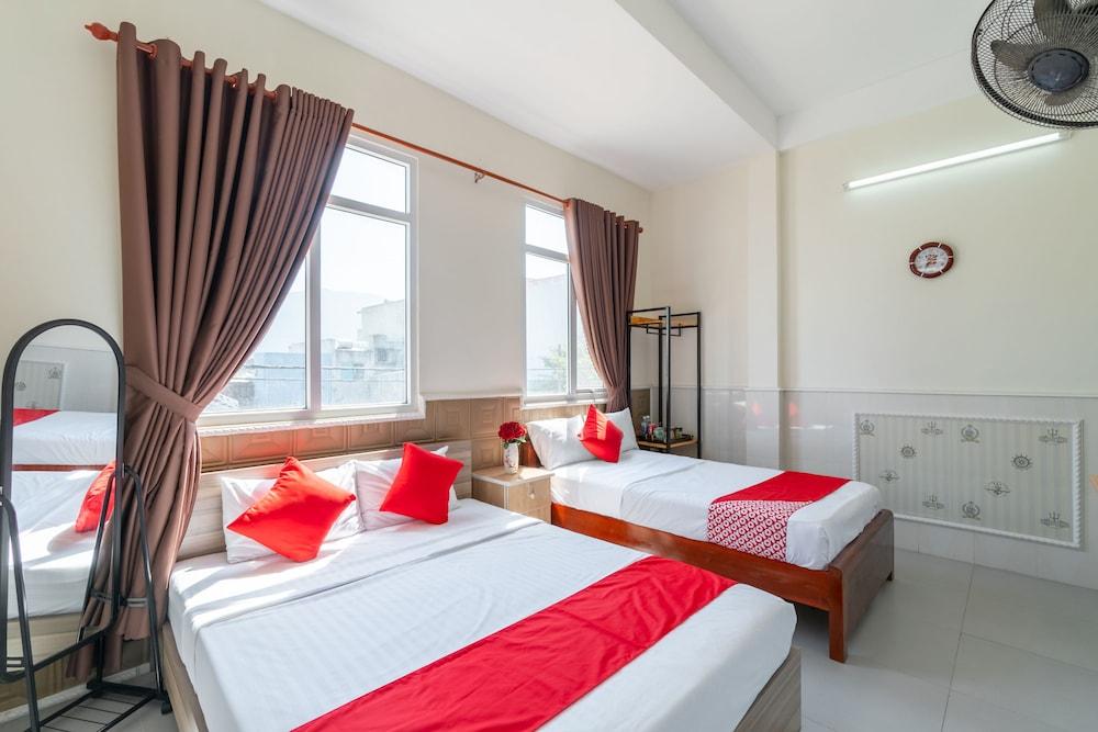 OYO 238 Luxury Motel