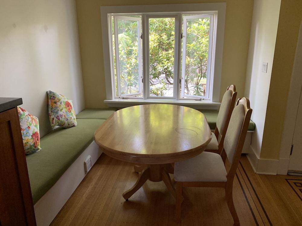 West Point Grey Guest House  UBC