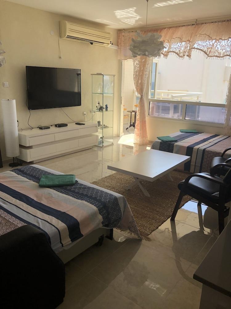 Apartment Oskar Beach