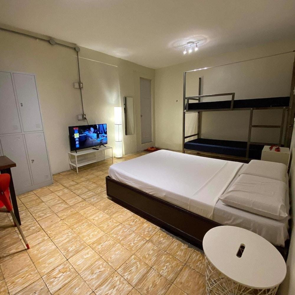 The Hub District Hostel and Dorm