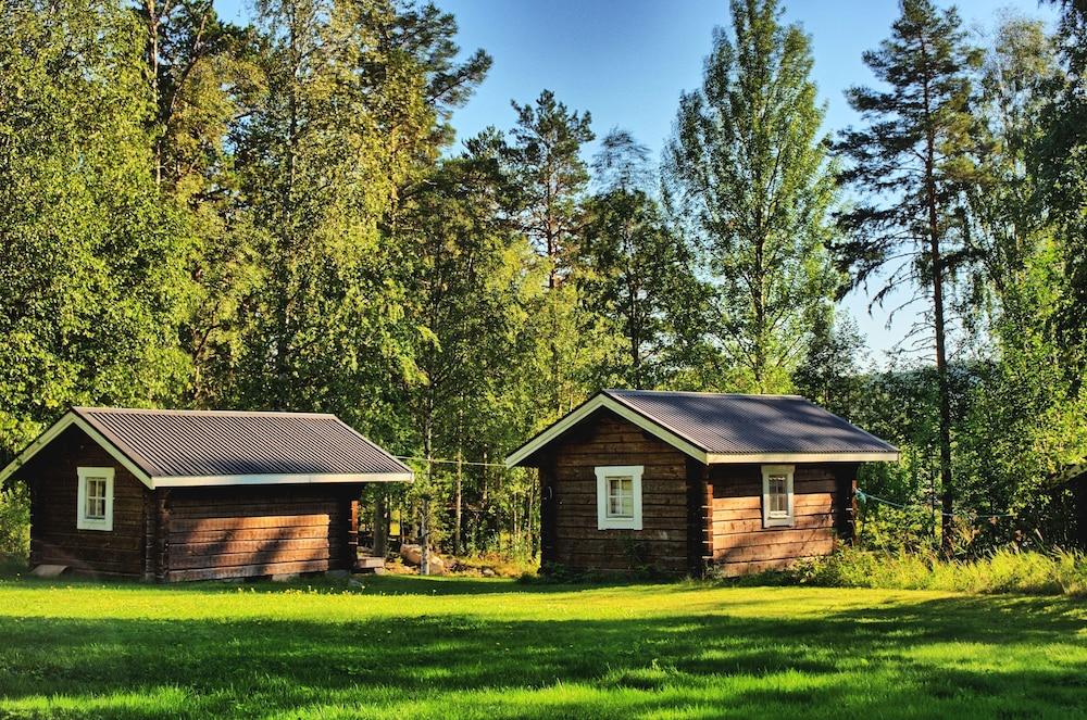 Gillhov   camping and  B&B - Hostel