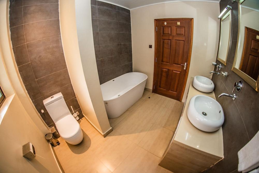 The Courtyard at Vanga