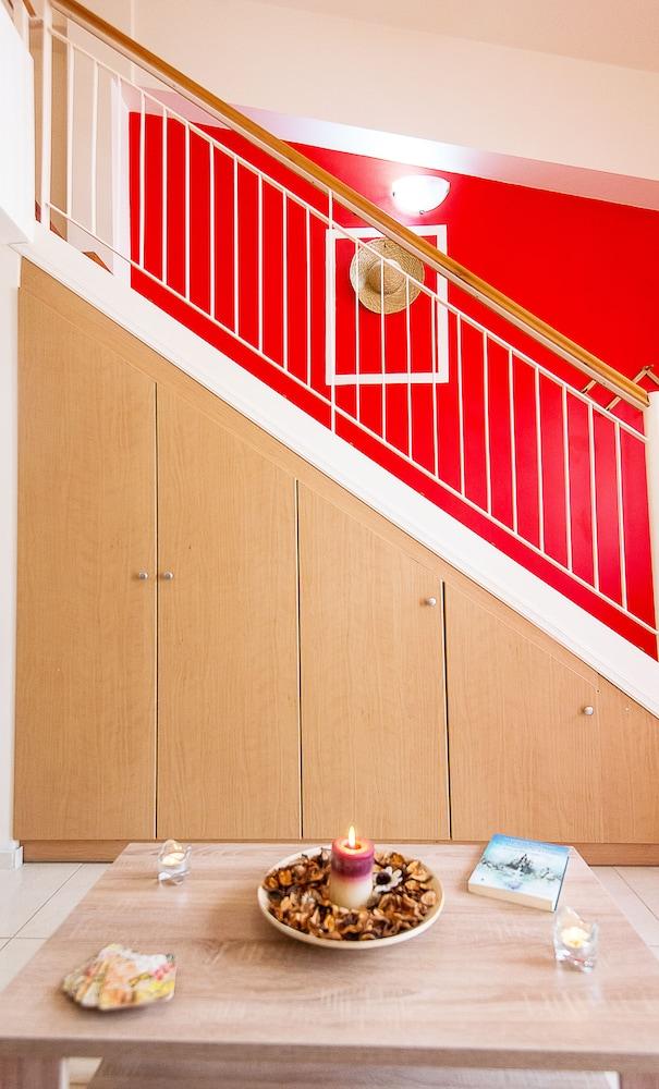 Mat Old Town Apartments