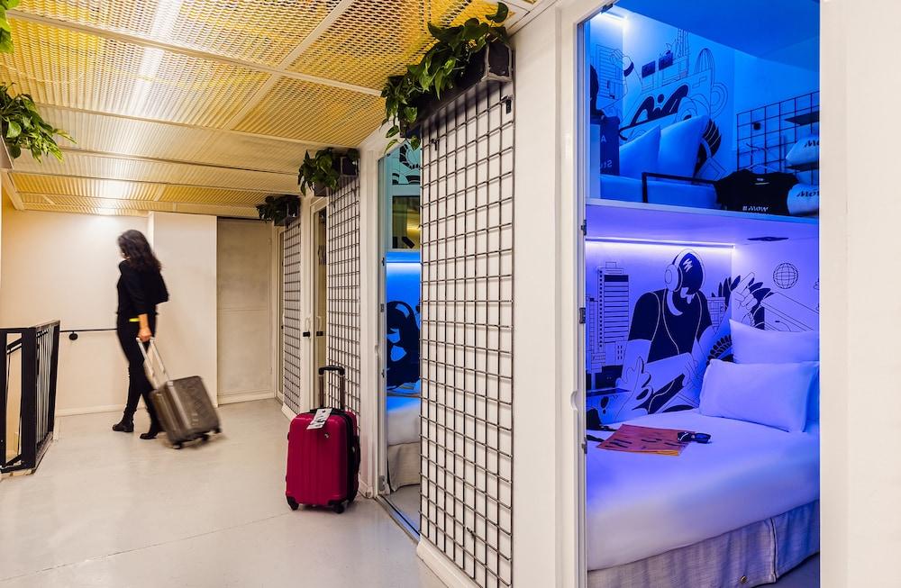 Wom Allenby Pod Hotel