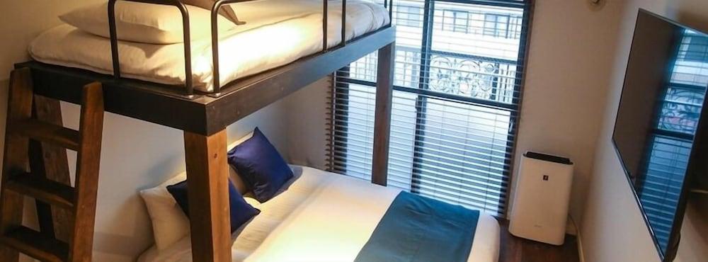 N.33 Hakata Sta. East