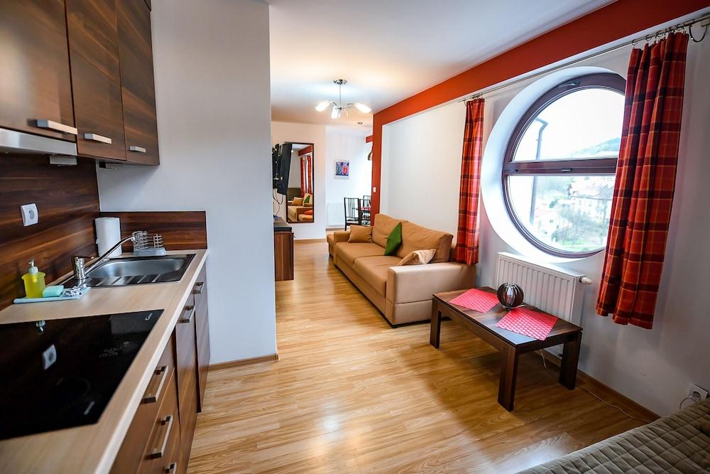 Sun & Snow Centrum Piłsudskiego