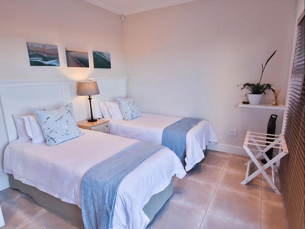 Jeffreys Bay Luxury Apartments