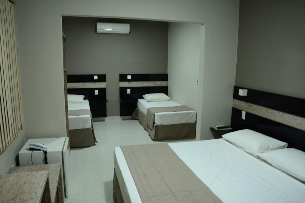 Riviera Pantanal Hotel