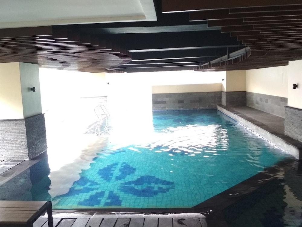 Strategic Studio Apartment at Tamansari La Grande near BIP