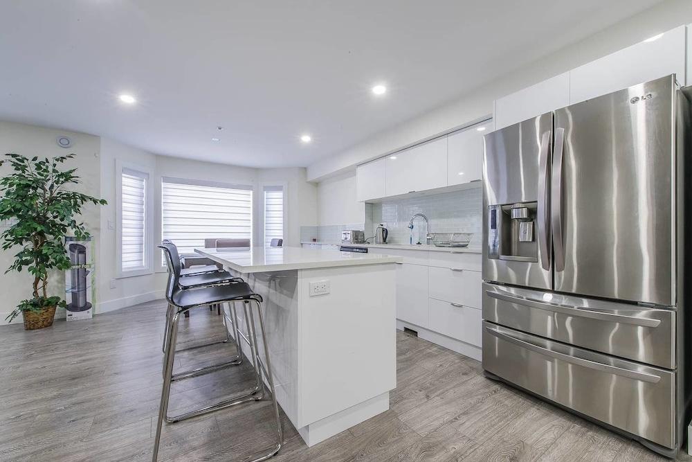 Private Luxurious Suite for Beach Getaway