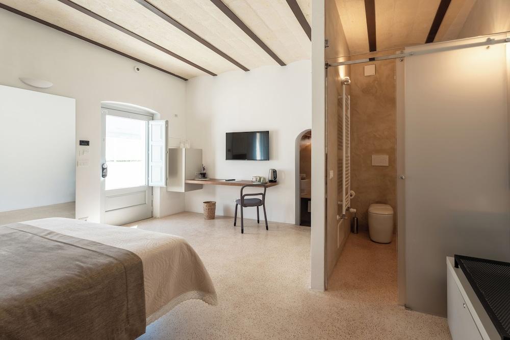 Donna Domenica Boutique Suites