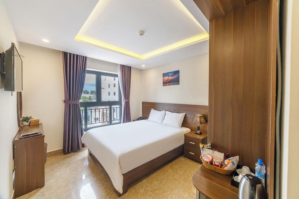 Huyen 179 Hotel