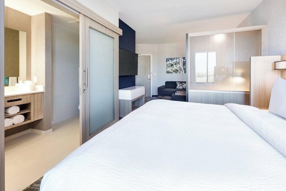 Springhill Suites Dallas Mansfield