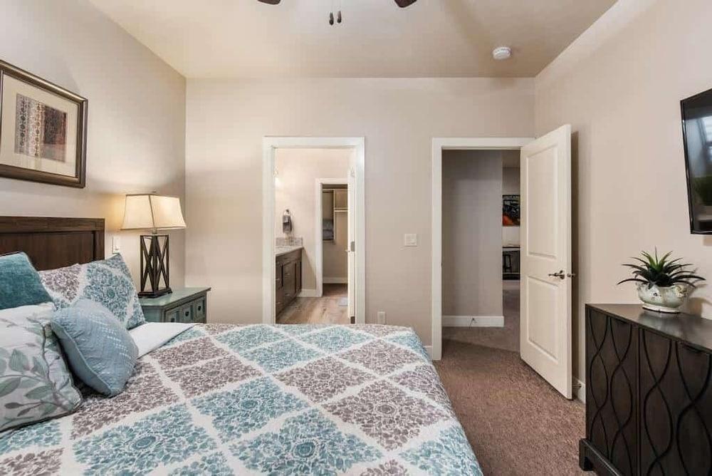 Awesome Arcade House #13 by RedAwning