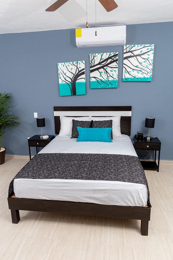 Santa Fe Studios and Suites by the Spot