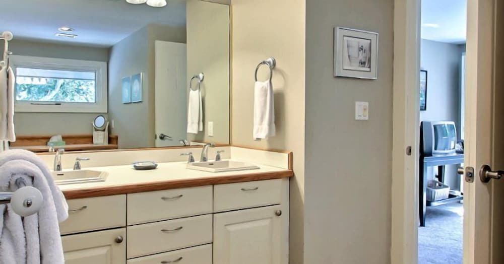 17-beach-walker-road