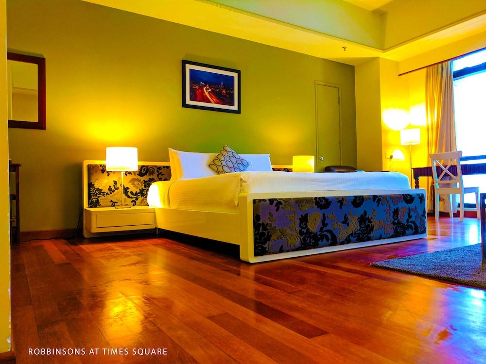 Robbinsons At Times Square KL