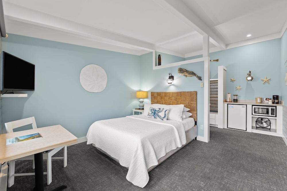 Harborview Inn & RV Park