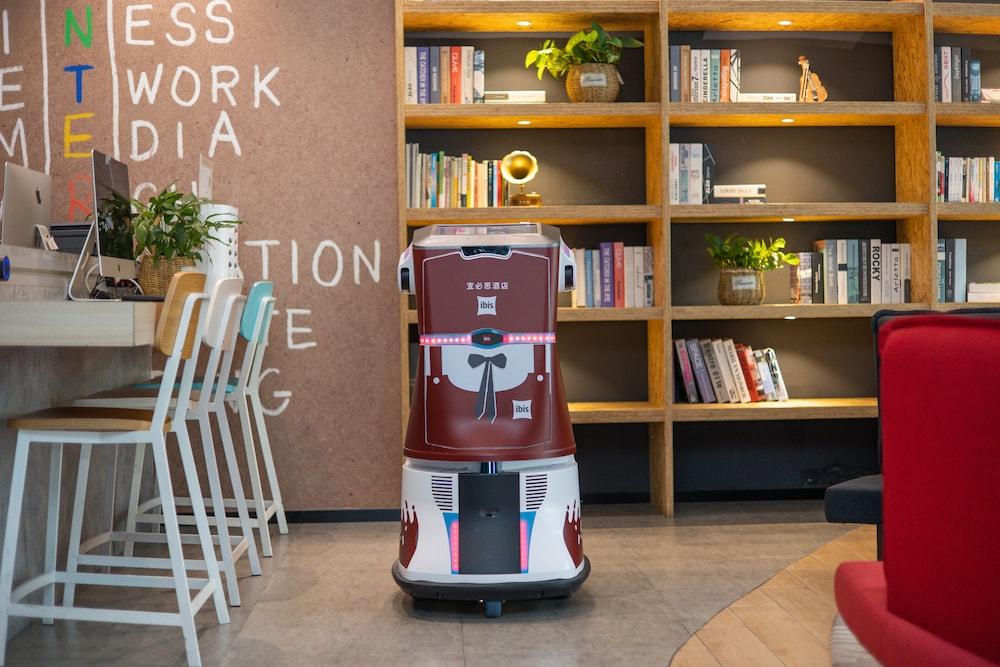 ibis Shanghai Lianyang