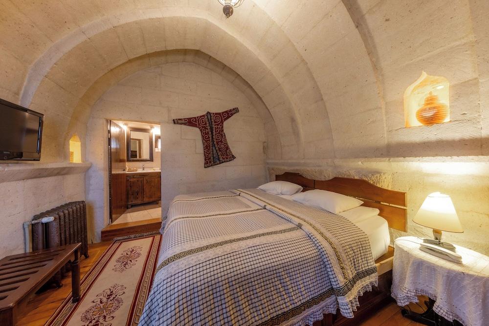 Cappadocia Cave Suites Adult Only +12