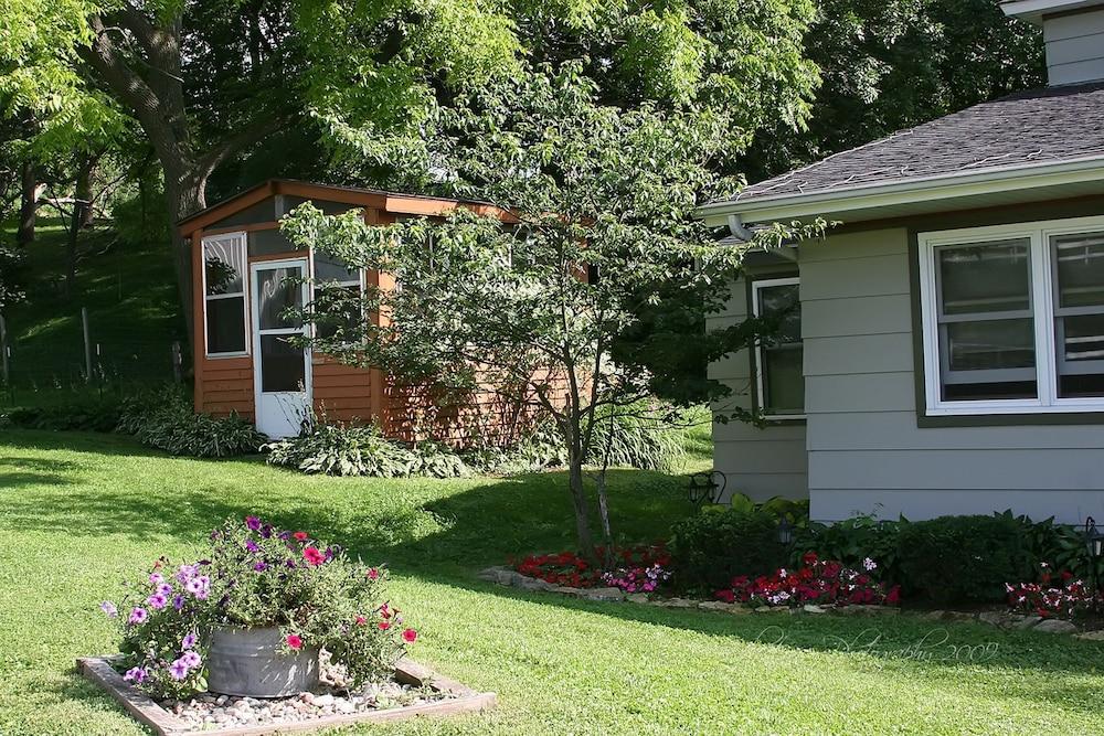 Rainbow Ridge Farms Bed and Breakfast Onalaska/La Crosse