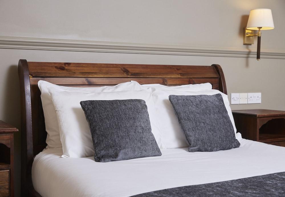 Dog House  by Chef and Brewer Collection